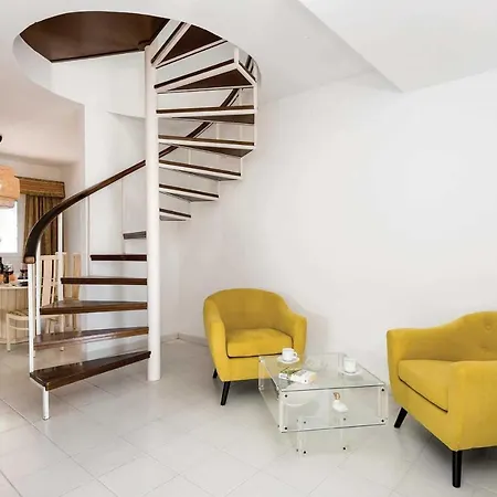 Puerto Del Carmen Sleeps 6 Air Con Wifi Villa *